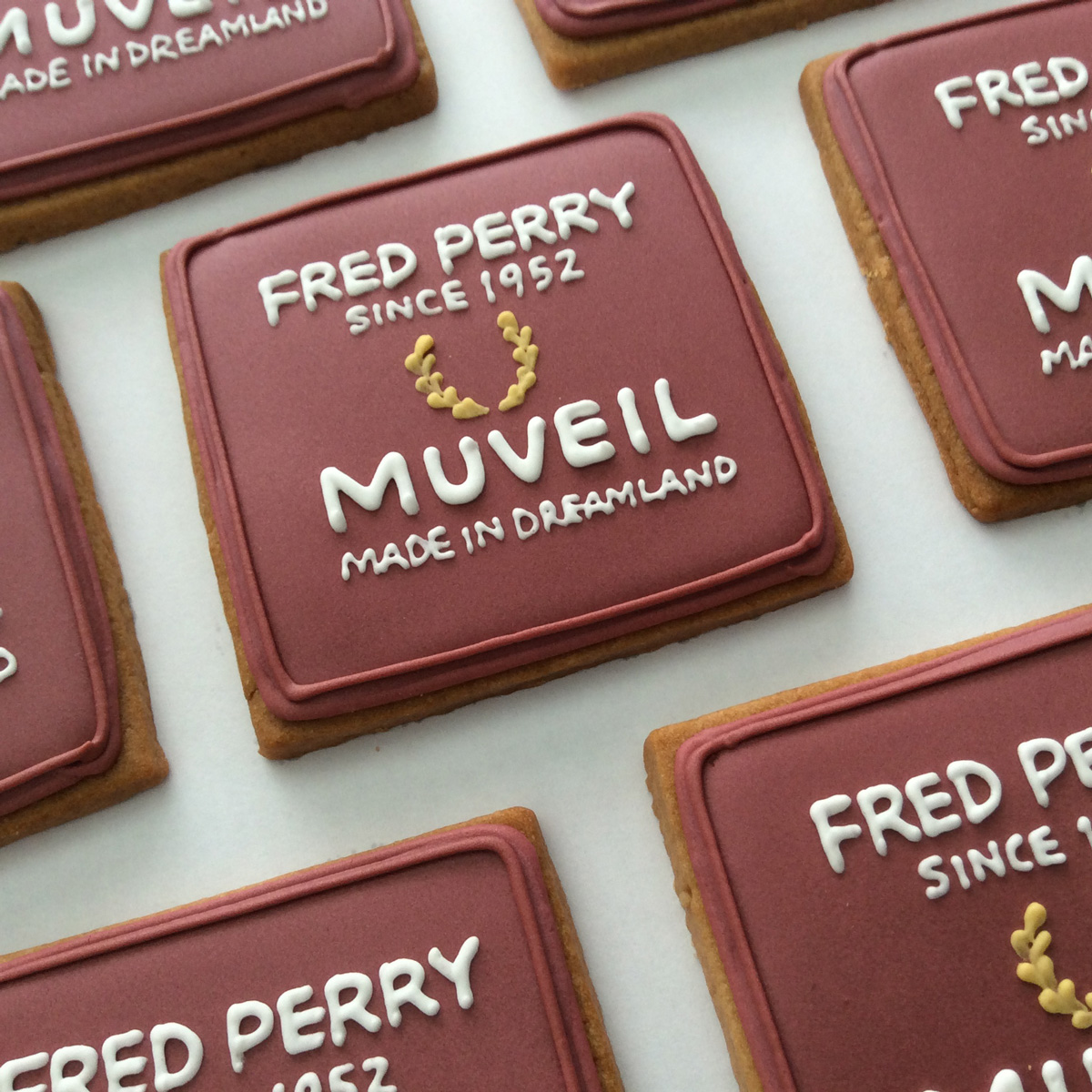 「MUVEIL / FRED PERRY」ノベルティクッキー